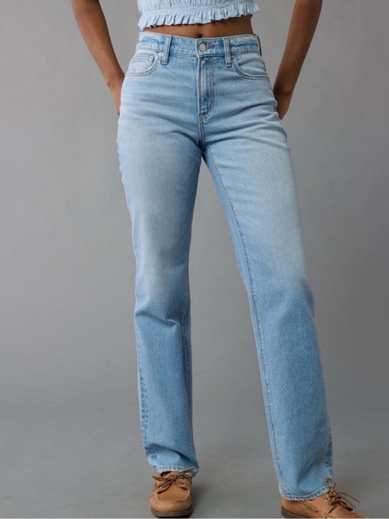 American Eagle Outfitters Denim - NWT American Eagle Super High Rise Straight Leg Jeans Stretch Light Wash 10 / 30
